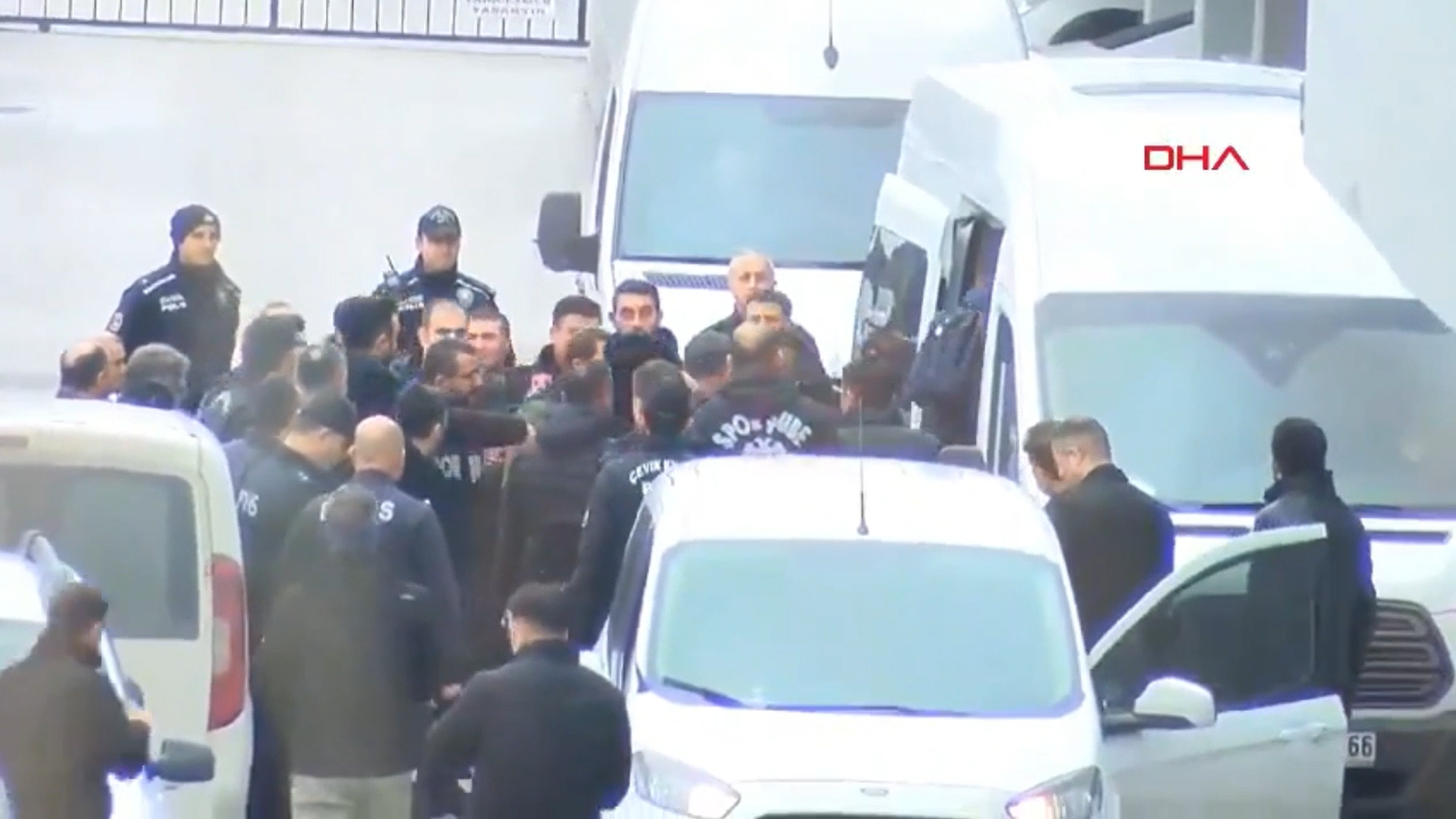 Hakimi döydüyü üçün həbs edilən klub prezidenti açıqlama verdi